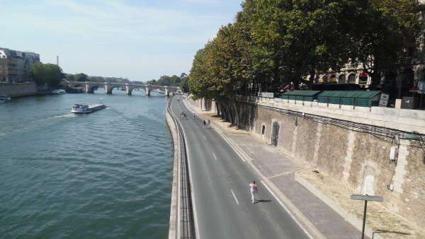 Paris river